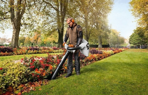 Бензиновый всасывающий измельчитель STIHL SH 86