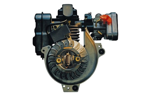 STIHL BT 131 - двигатель 4-MIX