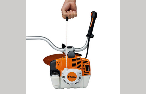 STIHL FS 70 C-E - система облегченного запуска двигателя ErgoStart