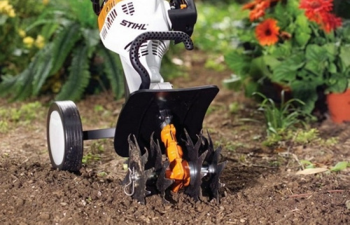 Насадка для мультимотора - почвенная фреза STIHL BF-MM