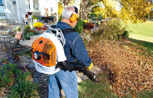 Ранцевая бензиновая воздуходувка STIHL BR 500