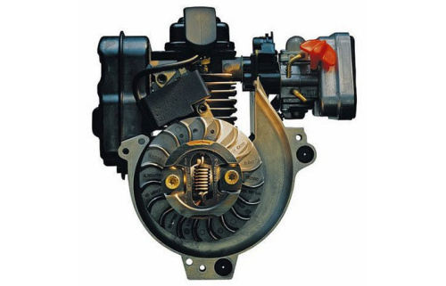 STIHL KM 131 R двигатель 4-MIX