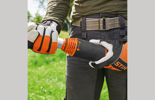 STIHL HT 105 - быстрое изменение длины штока посредством поворотной муфты
