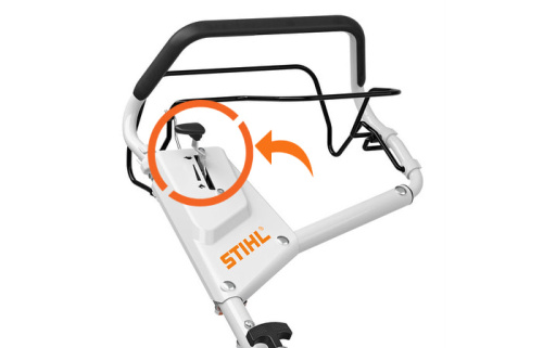 STIHL RM 448 VC - колесный привод Vario, скорость регулируется рычагом на рукоятке управления