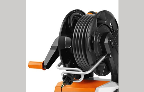 STIHL RE 130 PLUS - напорный шланг на катушке