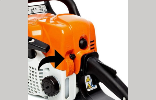 STIHL MS 180 (40 см) - управление режимами работы двигателя посредством одного рычага